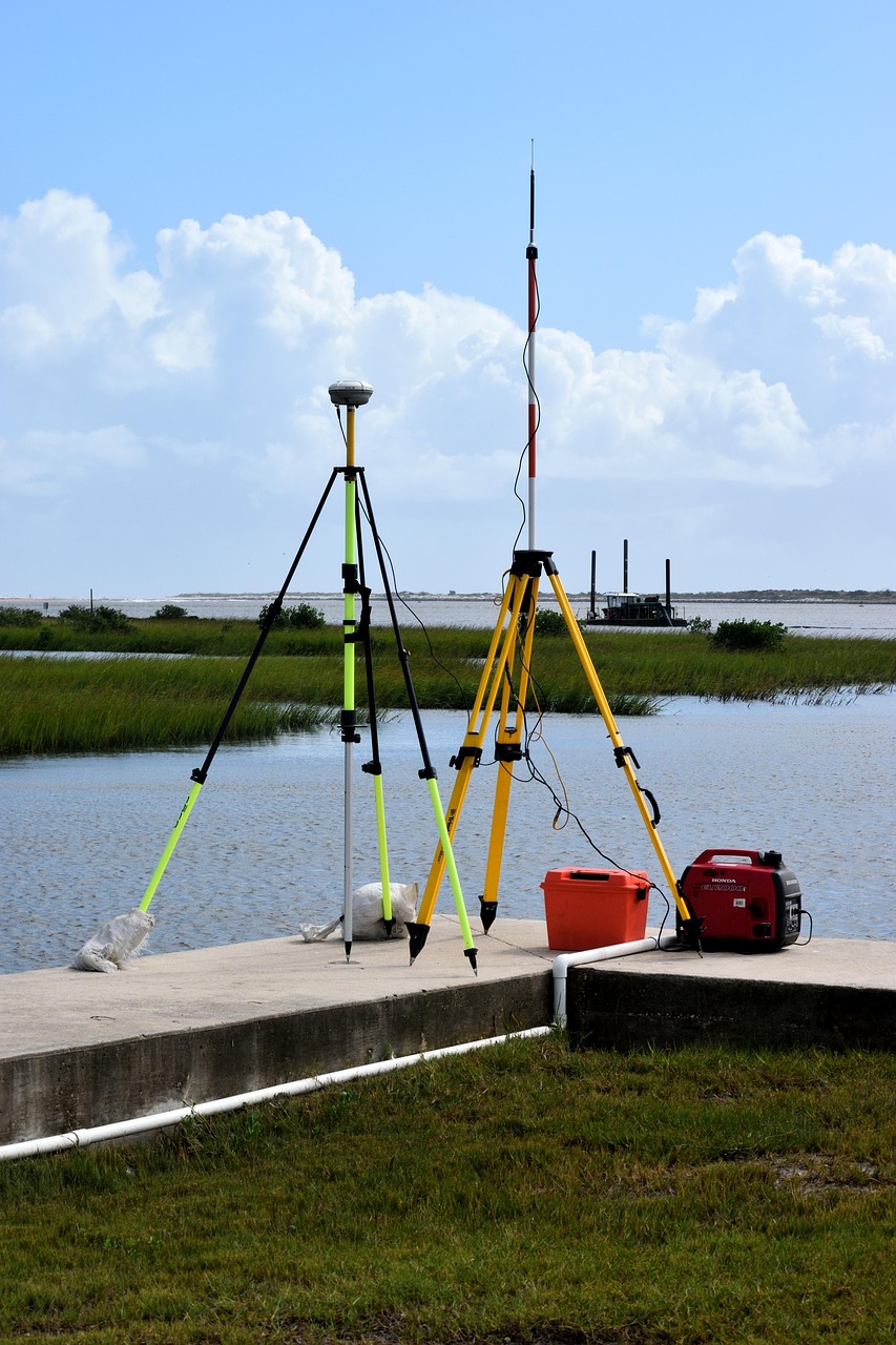 surveying-equipment-2871079_1280 surveying-equipment-2871079_1280